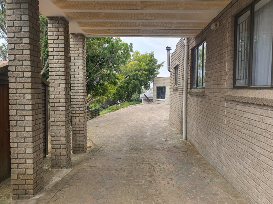 5 Bedroom Property for Sale in Dana Bay Western Cape